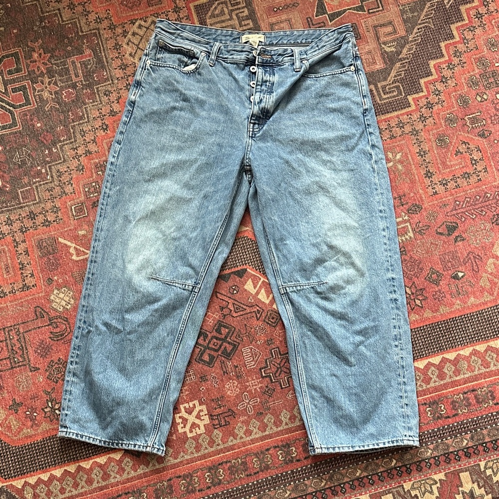Madewell- Darted Barrel-leg Jeans